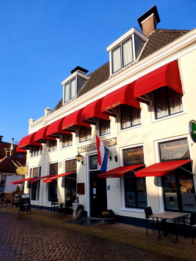 Hotel Restaurant 'T Heerenlogement Harlingen Exterior photo