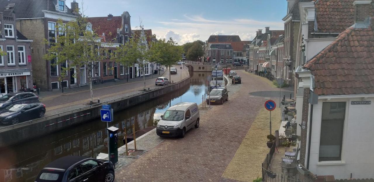 Hotel Restaurant 'T Heerenlogement Harlingen Exterior photo